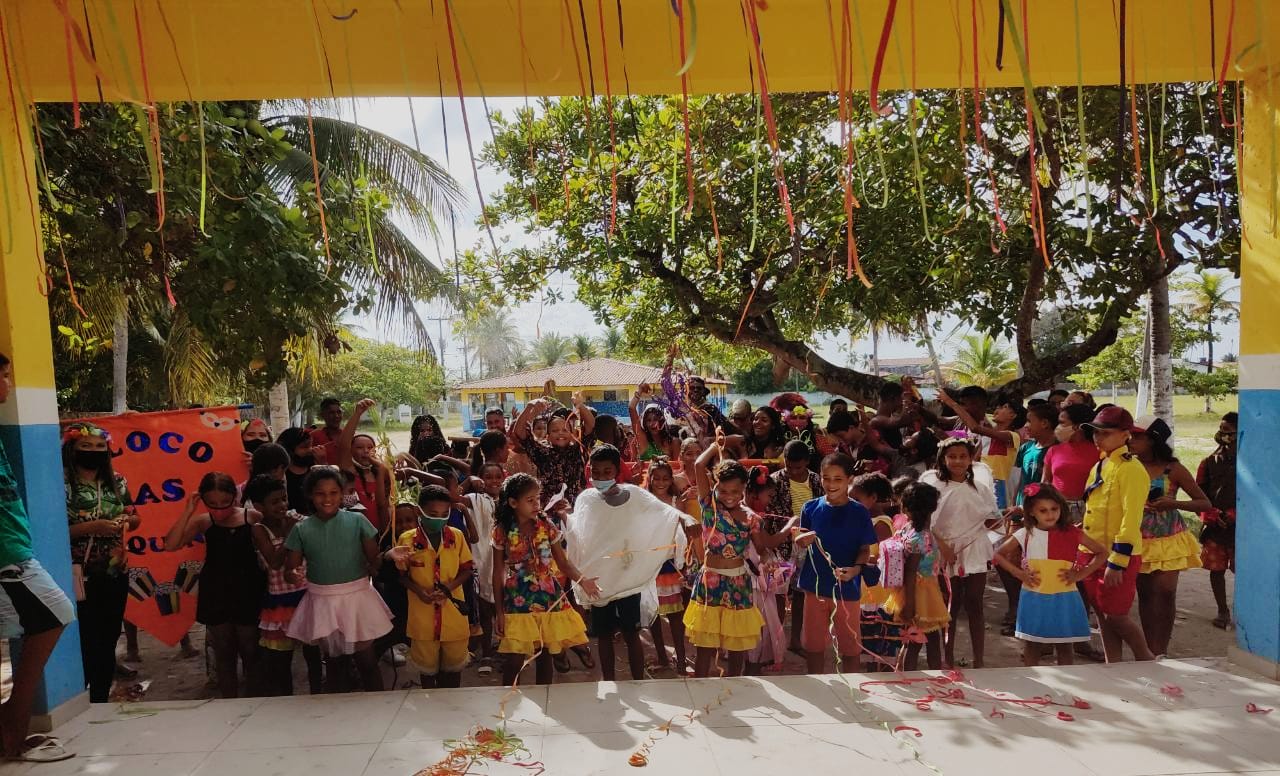 Alunos do SCFV comemoram carnaval 