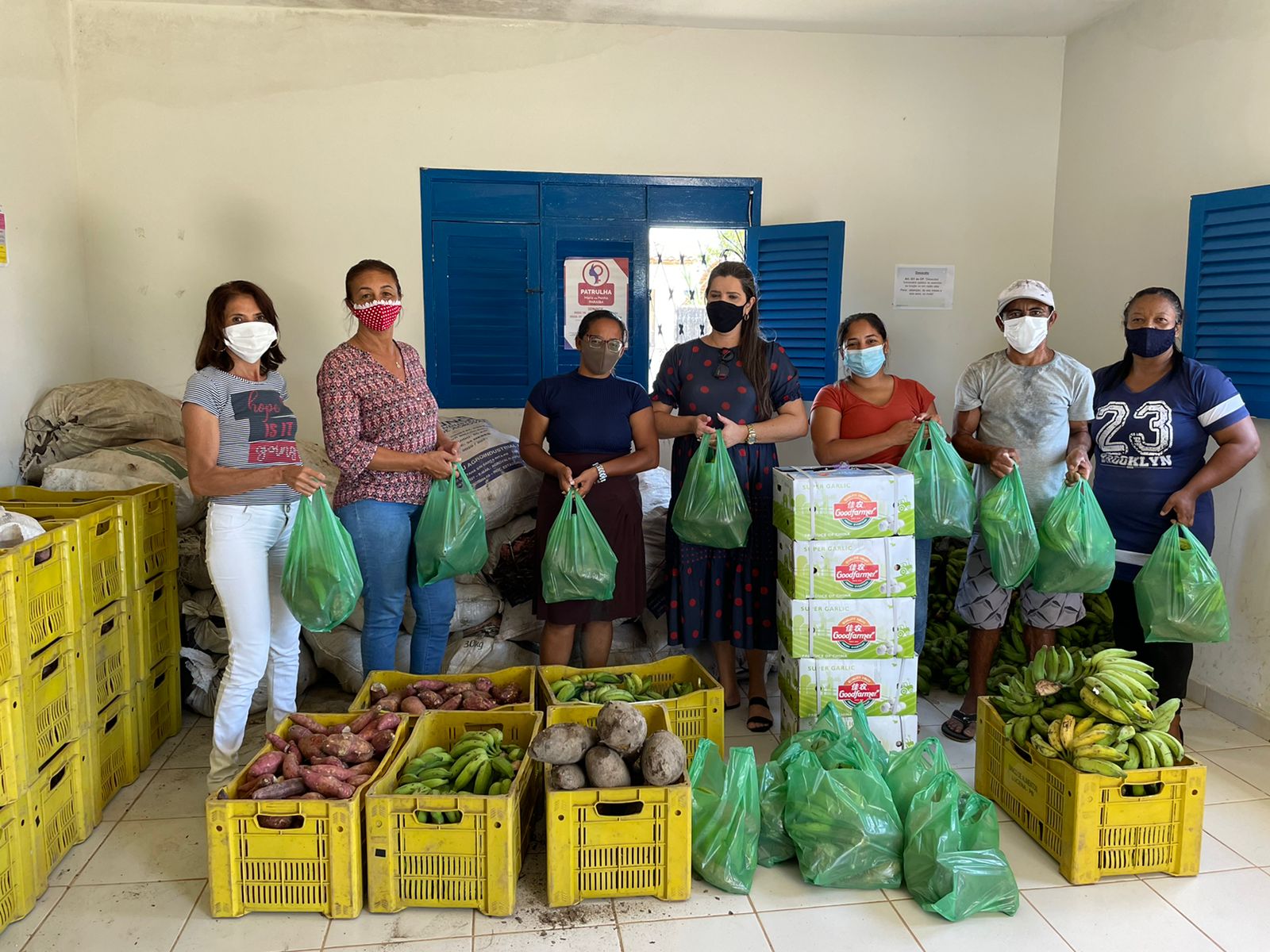 Prefeitura de Lucena viabiliza entrega de 2 toneladas de alimentos do PAA doados pelo governo do Estado