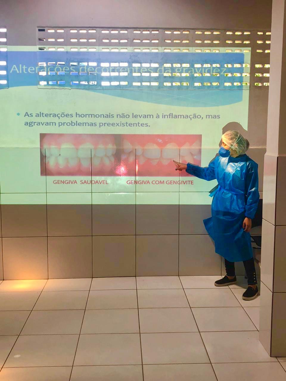 Palestras de enfermagem e saúde bucal