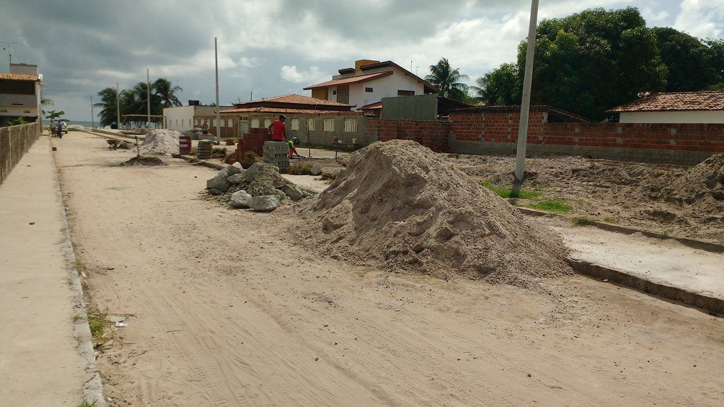 Construção da Praça de Alimentação.